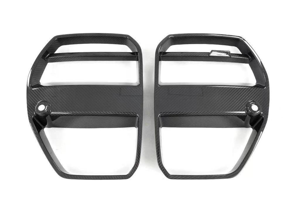 Untd.-Performance-Carbon-Grill-V-G80-G82-M3-M4-2022.jpg - Retro-Haus - Euro-Divsion - Canada Performance Auto Parts