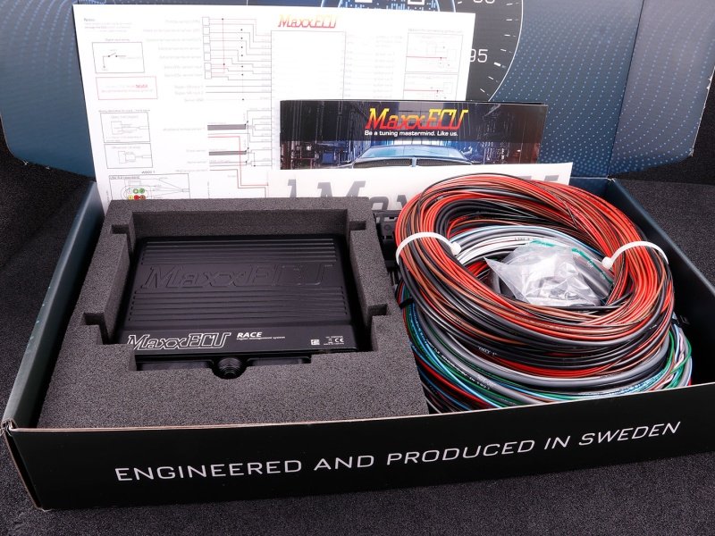 MaxxECU RACE PREMIUM (ECU, harnesses, accessories and LSU 4.2) 1786