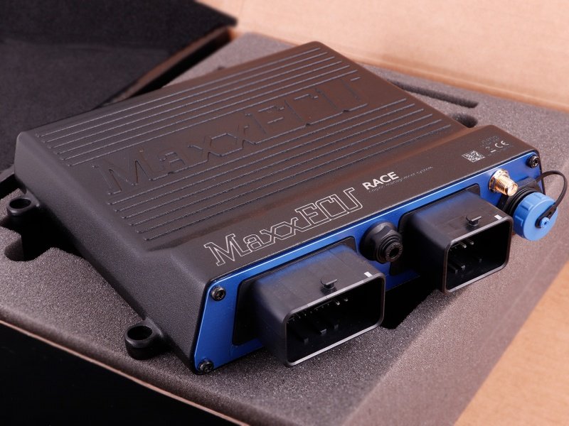 MaxxECU RACE H2O unit with no accessories in box 1895