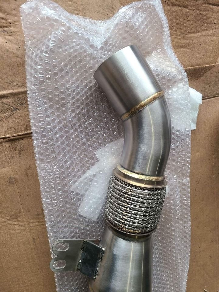 Untd. Performance 4.5″ Catless Downpipe BMW M240 M340i M440i - X5 40i xDrive G20 / G22 / G26 / G05 - Image 4