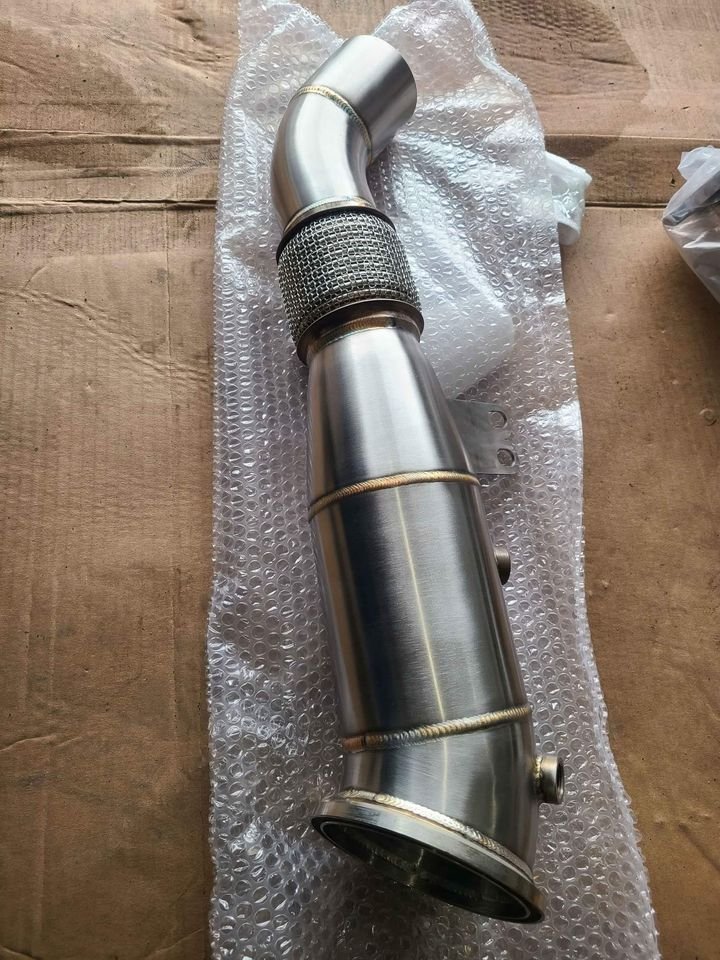 Untd. Performance 4.5″ Catless Downpipe BMW M240 M340i M440i - X5 40i xDrive G20 / G22 / G26 / G05 - Image 2