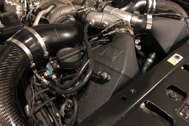 CSF 12-16 BMW M5 (F10) / 12-18 BMW M6 (F06/F12/F13) Twin Charge-Air-Cooler Set - Crinkle Black - Image 4