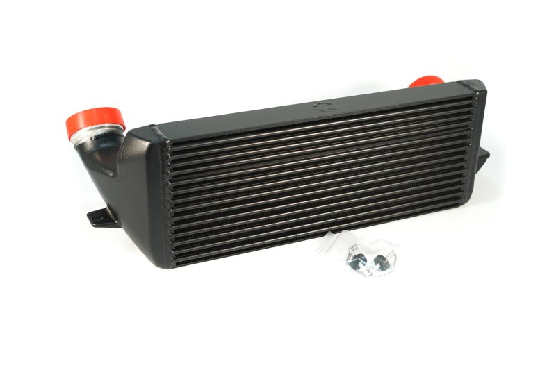 CSF 04-13 BMW 335i/xi (E90/E91/E92/E93) High Performance Stepped Core Bar/Plate Intercooler - Black - Image 5