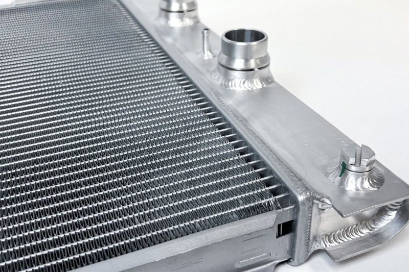 CSF 06-10 BMW E60 M5 / 06-10 BMW E63/E64 M6 Aluminum High-Performance Radiator - Image 7