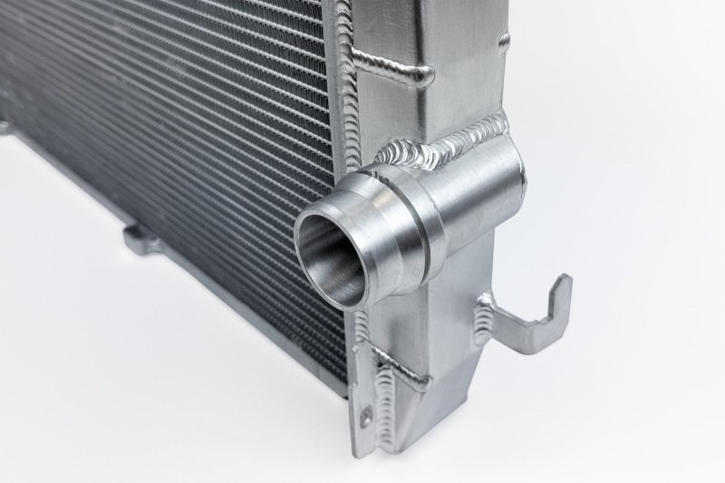 CSF Porsche 955/957 Cayenne / Audi Q7 / VW Touareg Heavy-Duty Performance Radiator - Image 7