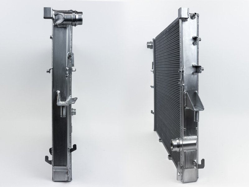 CSF Porsche 955/957 Cayenne / Audi Q7 / VW Touareg Heavy-Duty Performance Radiator - Image 10