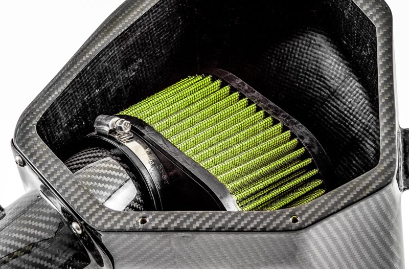 AWE Tuning BMW F8x M3/M4 S-FLO Carbon Intake - Image 9